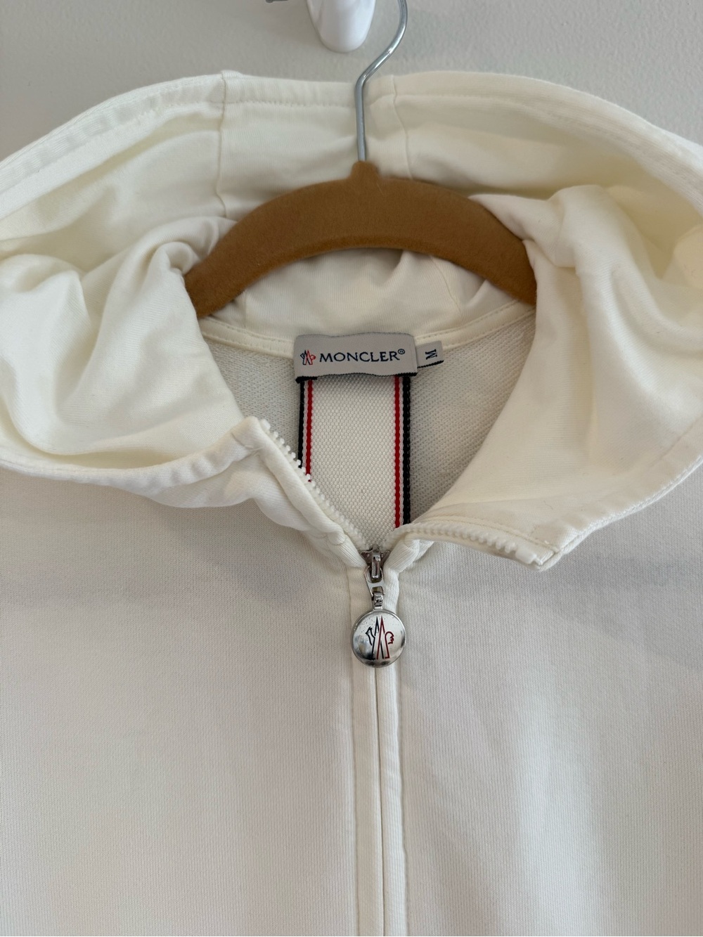 Moncler - Cream Zip-Up Hoodie with Logo Patch - Size M - Picture 2 of 10